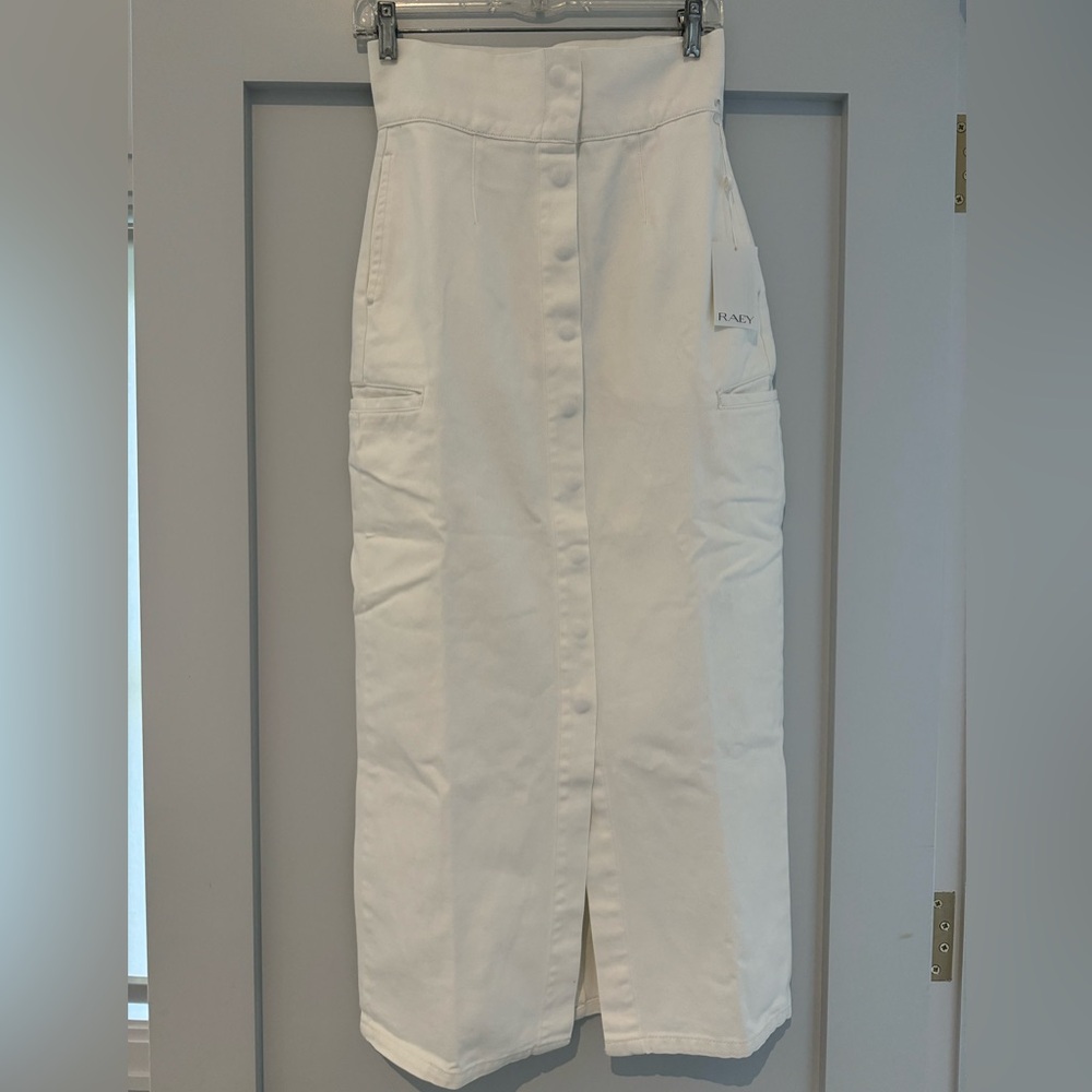 Raey concealed snap organic-cotton denim pencil skirt. White. New w/ Tags. Sz S